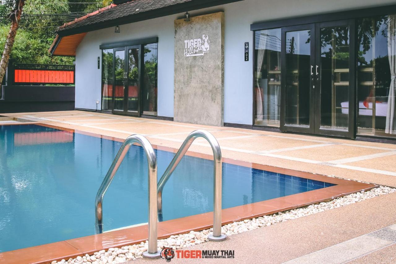 Tiger Hillside Hotell Phuket Exteriör bild